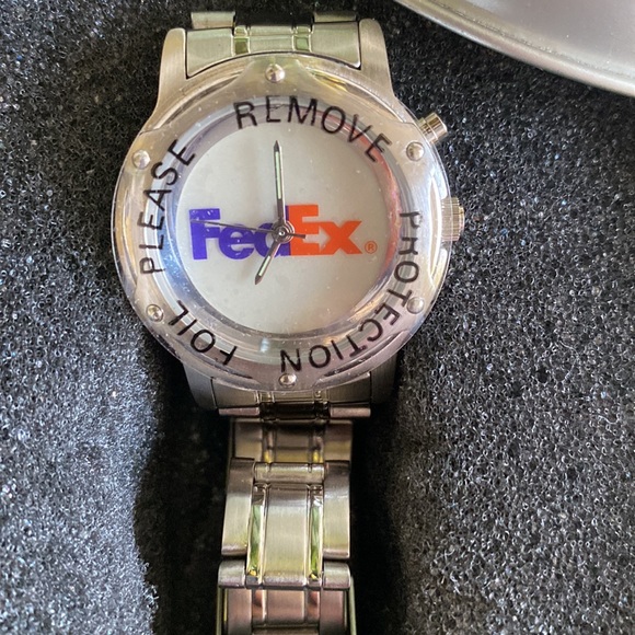 FedEx Adjustable Watch - Picture 2 of 7